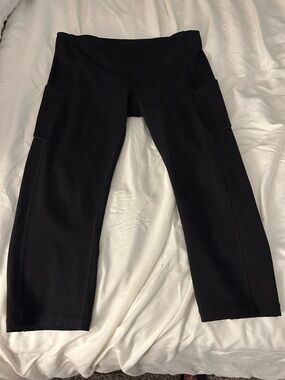 lululemon athletica Black Capris with Side Pockets